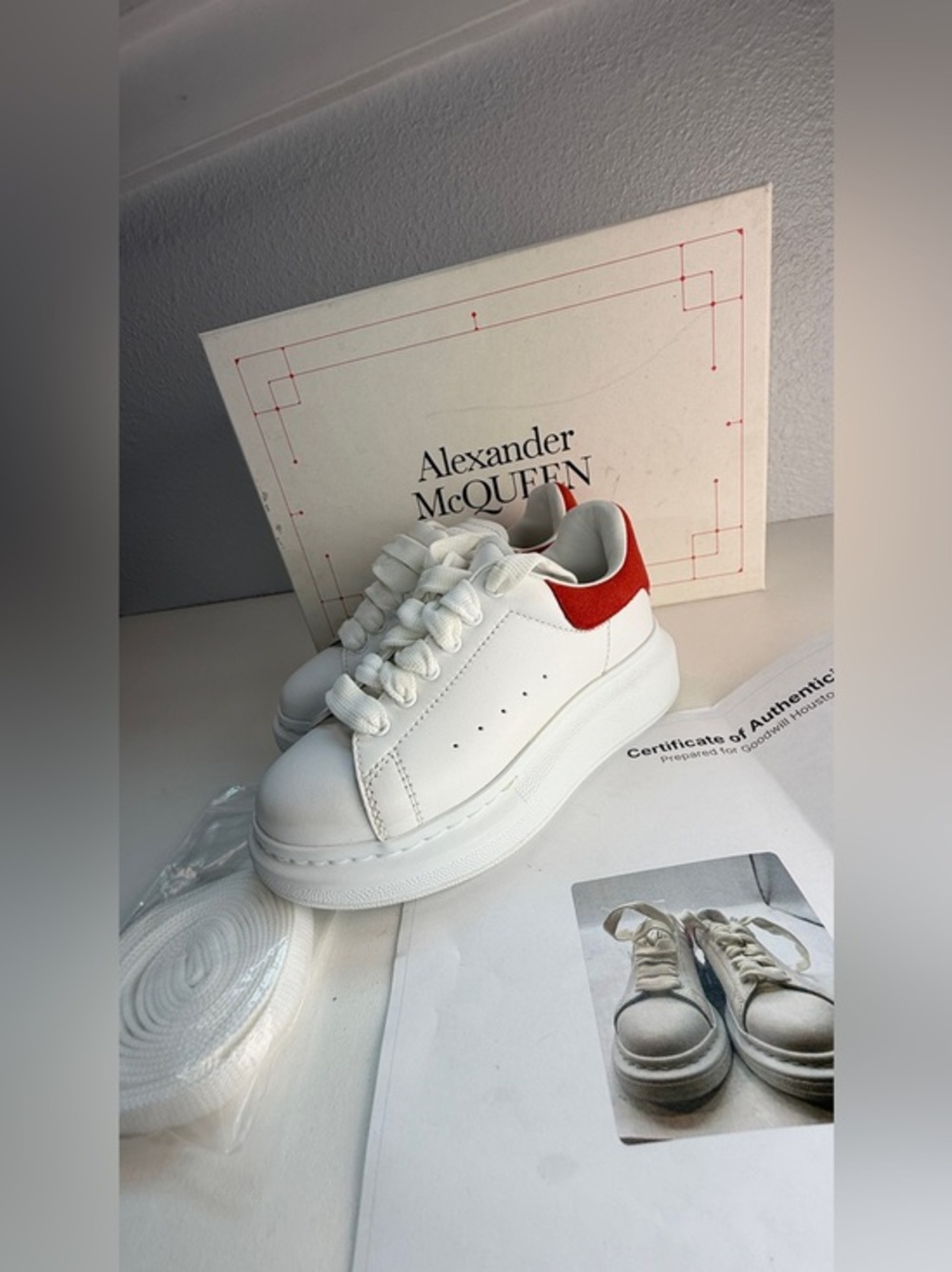 Alexander McQueen Oversized Sneakers Kids EU 27  US 10 C White Red Leather Shoes